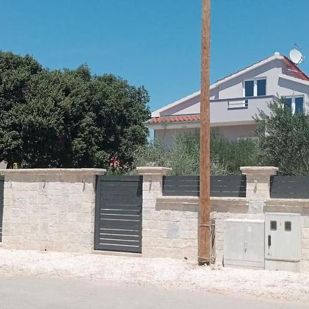 M&L Holliday Home Biograd Na Moru Εξωτερικό φωτογραφία