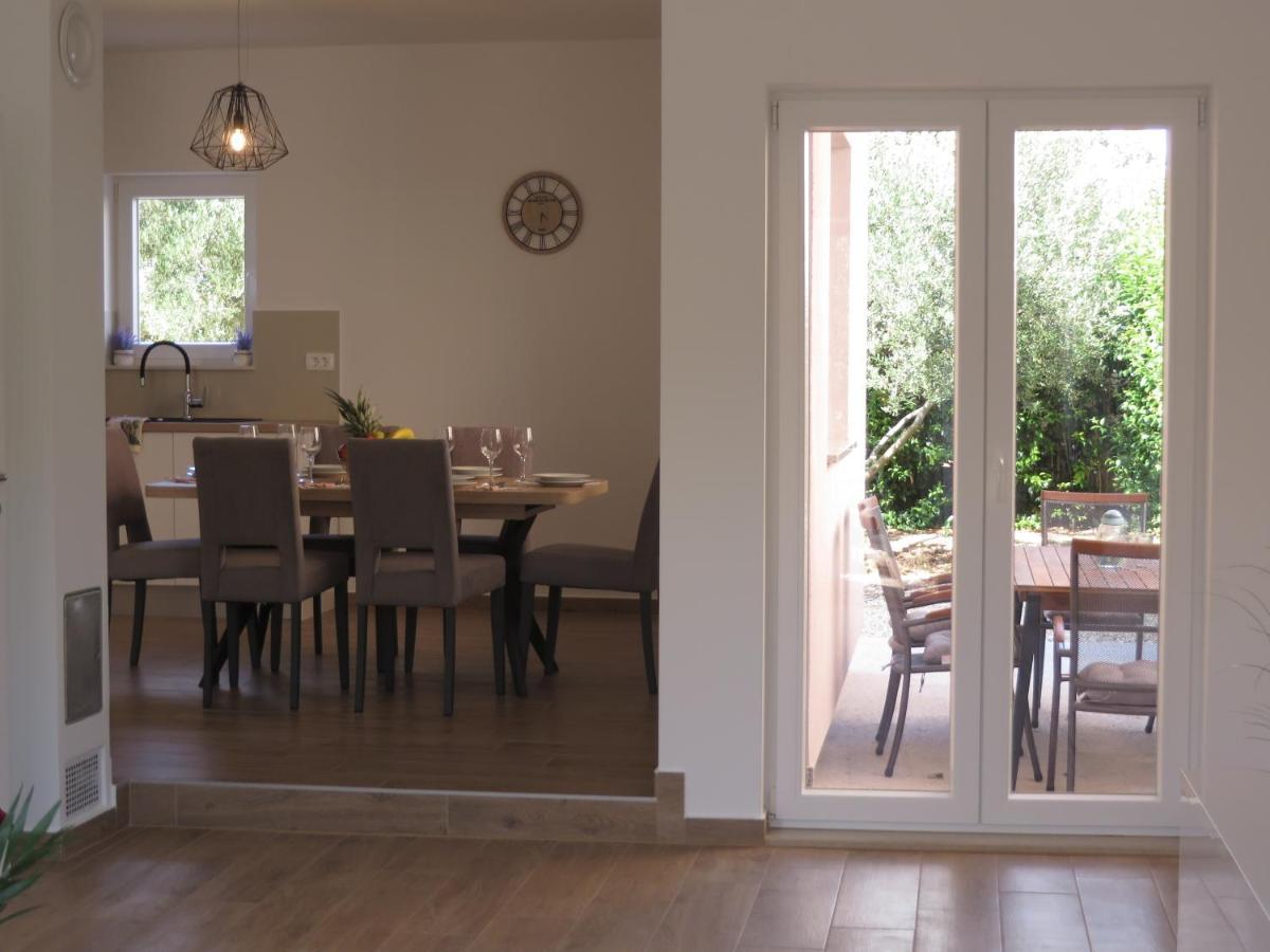 M&L Holliday Home Biograd Na Moru Εξωτερικό φωτογραφία