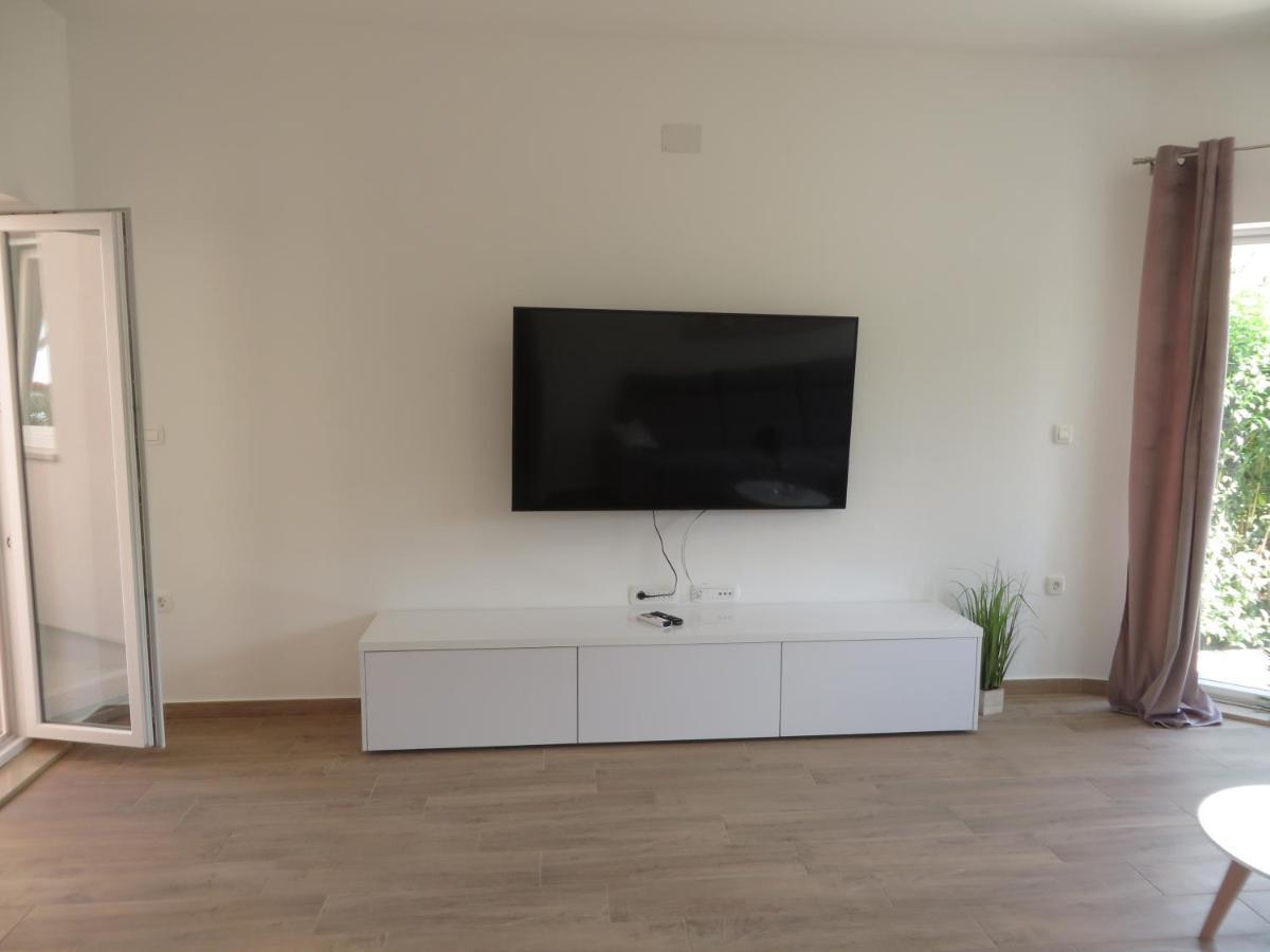 M&L Holliday Home Biograd Na Moru Εξωτερικό φωτογραφία