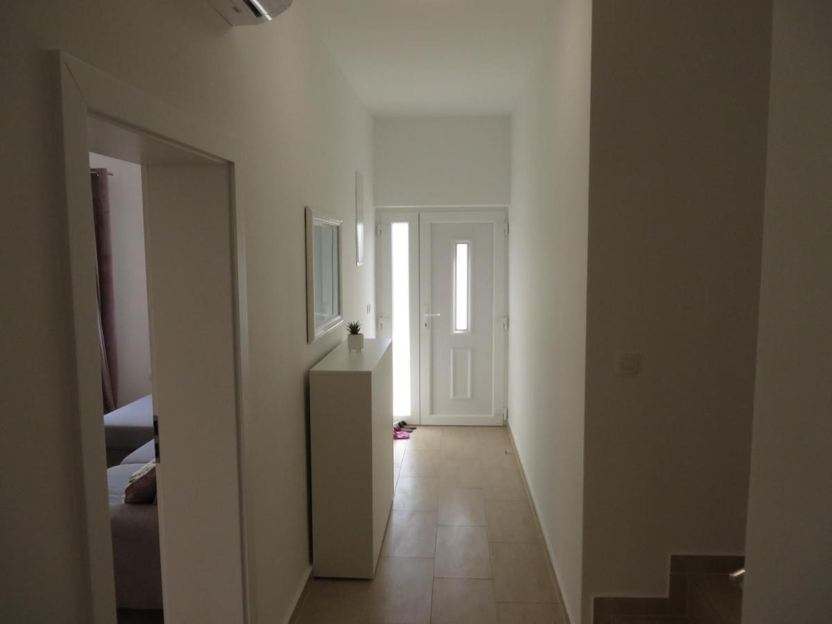 M&L Holliday Home Biograd Na Moru Εξωτερικό φωτογραφία