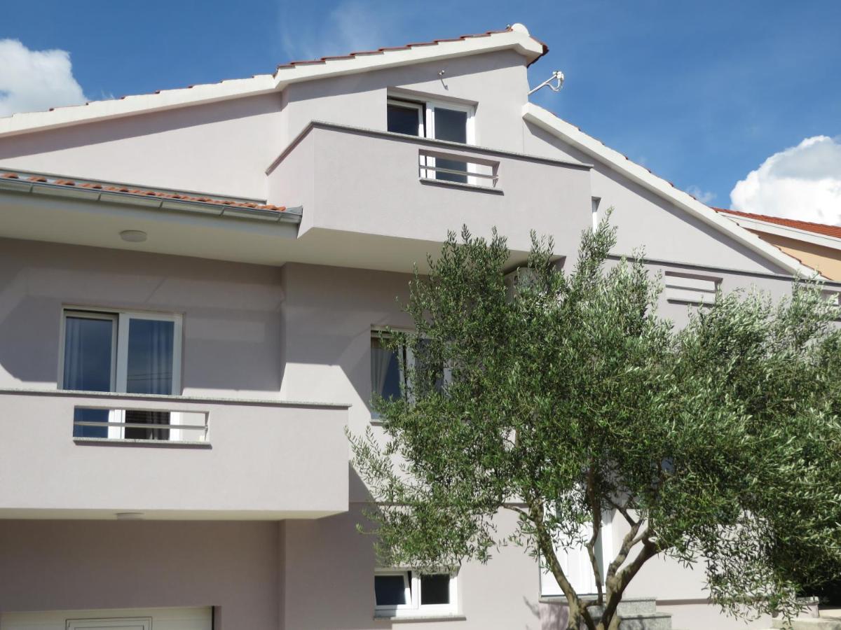 M&L Holliday Home Biograd Na Moru Εξωτερικό φωτογραφία