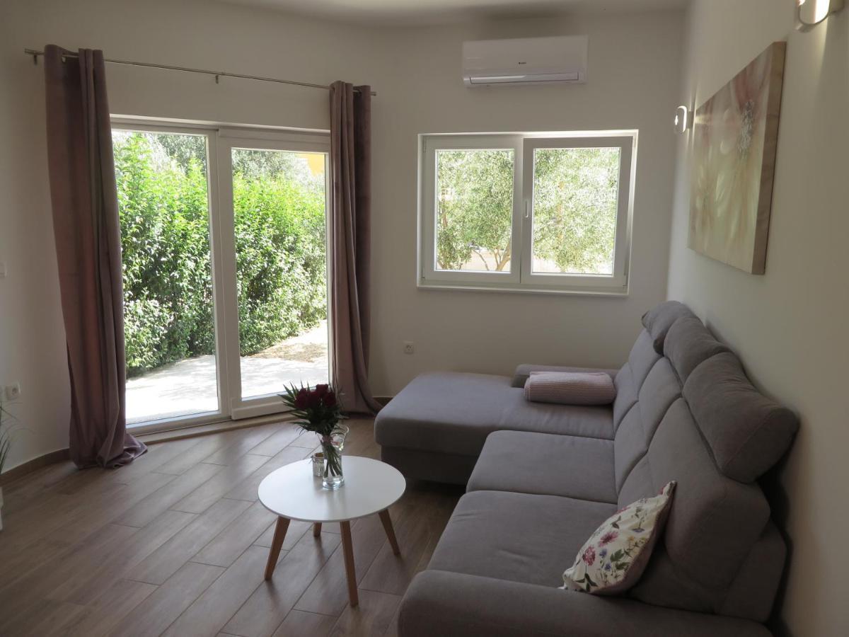 M&L Holliday Home Biograd Na Moru Εξωτερικό φωτογραφία