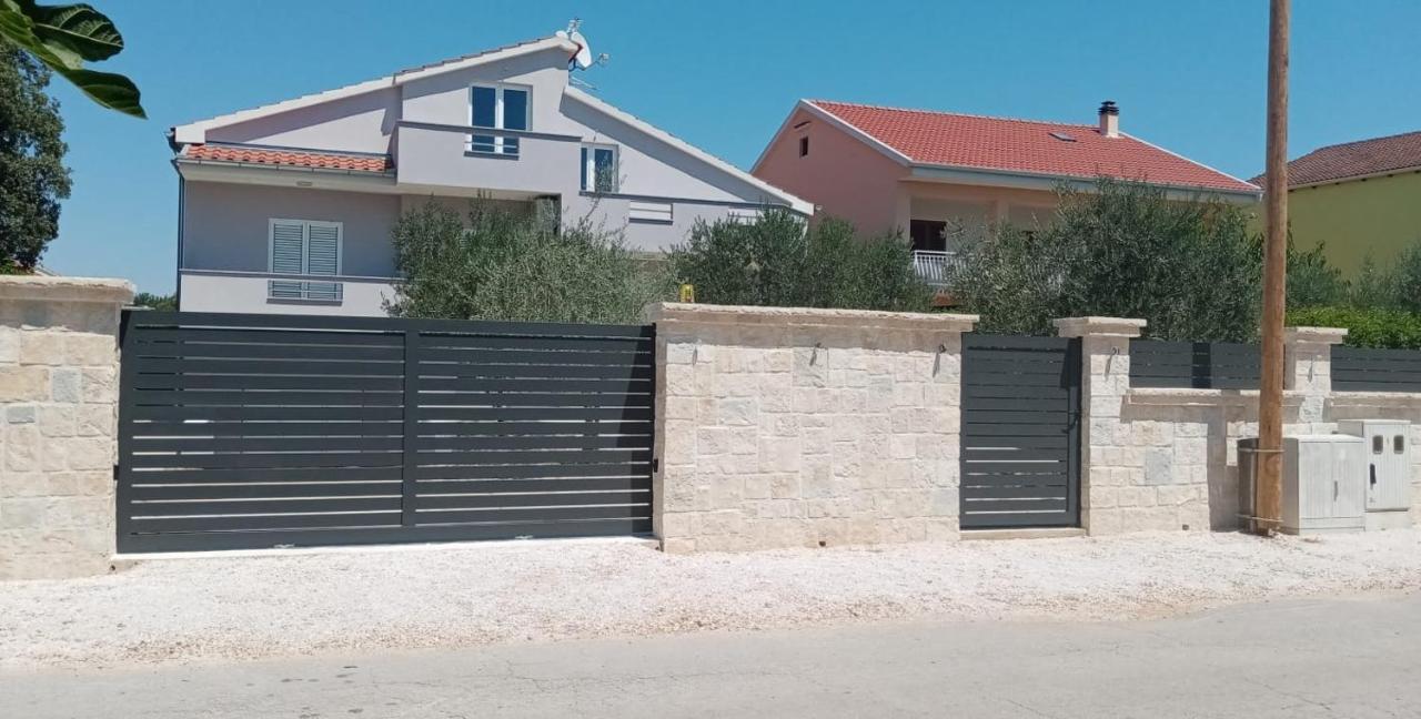 M&L Holliday Home Biograd Na Moru Εξωτερικό φωτογραφία